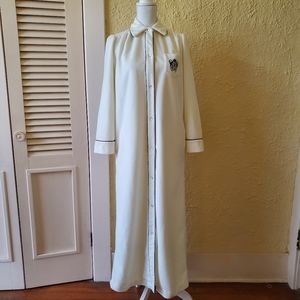Vintage Bill blass Women’s Small Beige Long Sleeve Nightgown Sleep Dress. 
